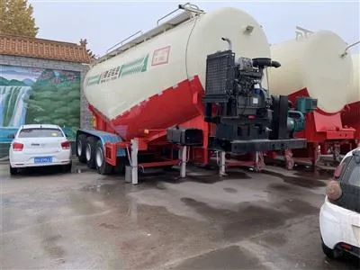 تریلر مخزن سیمان